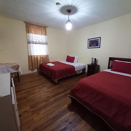 Hostal Bolivar Inn Quito Oda fotoğraf