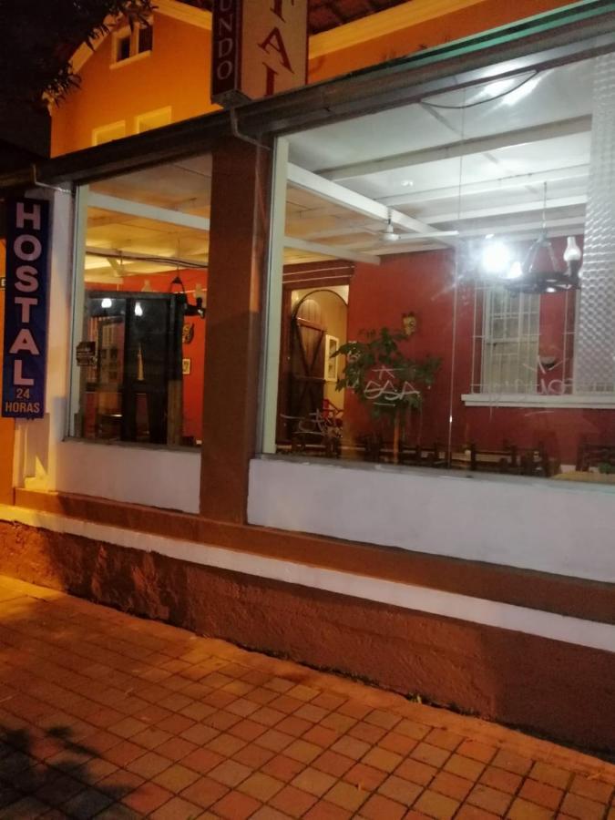 Hostal Bolivar Inn Quito Dış mekan fotoğraf