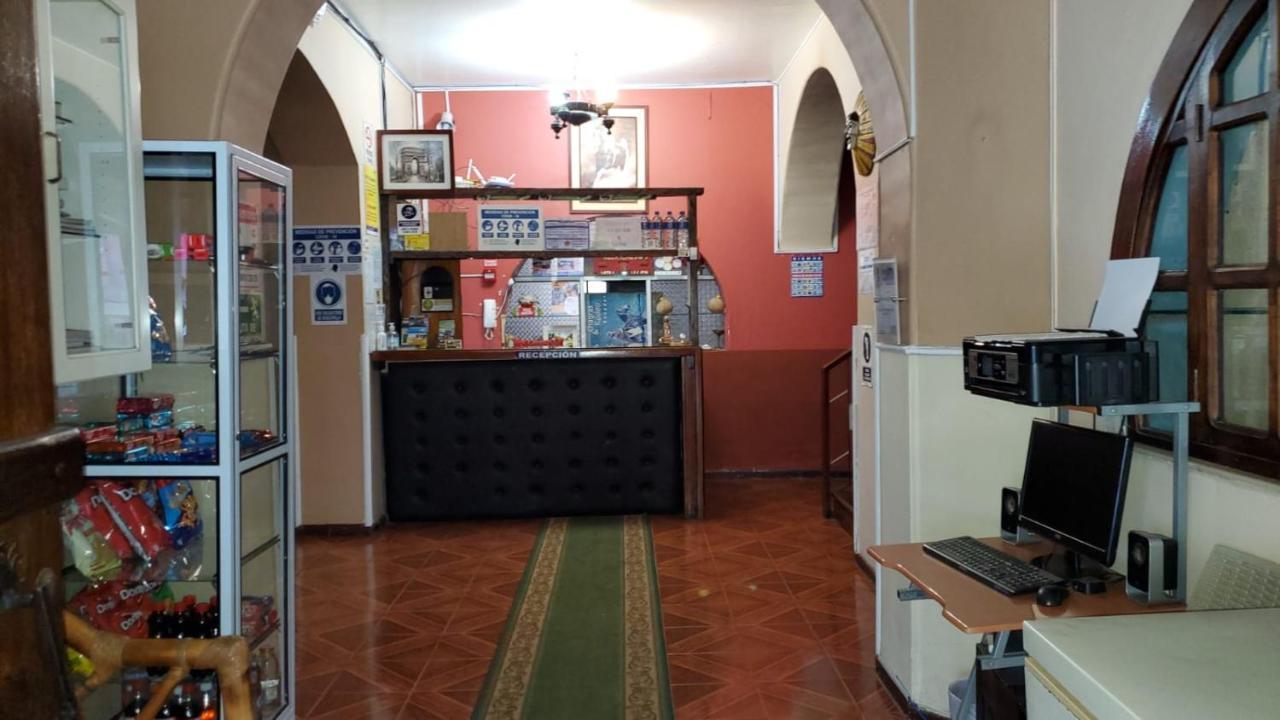 Hostal Bolivar Inn Quito Dış mekan fotoğraf